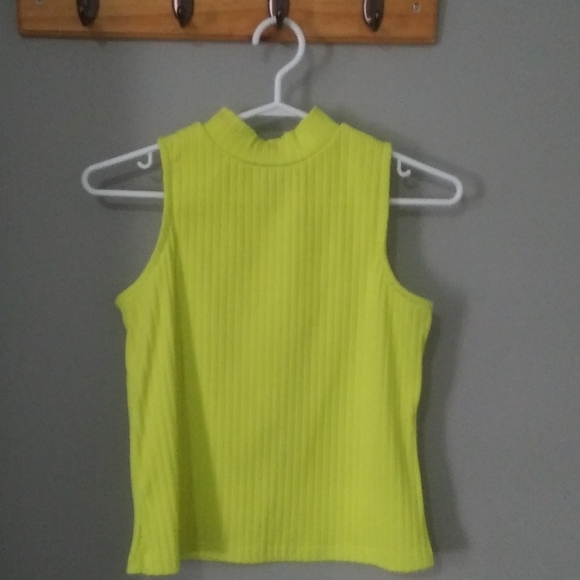 Lime green turtle neck tank top. - Picture 1 of 1